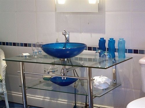 Linchens Bed And Breakfast Felbridge ภายนอก รูปภาพ